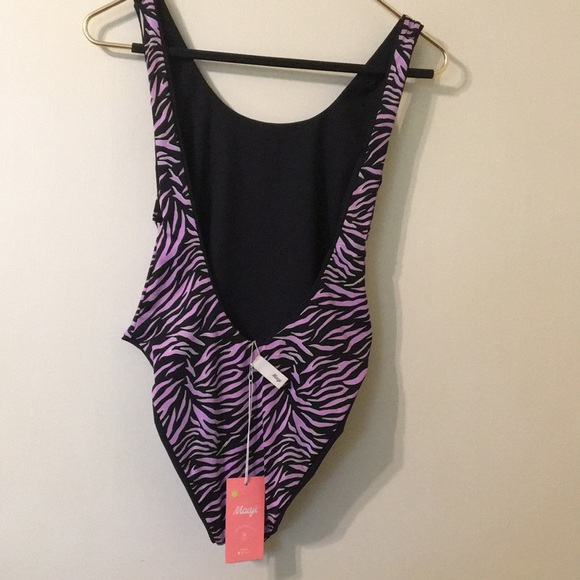 Maaji - One Piece Reversible Swimsuit - Medium - Picture 12 of 16